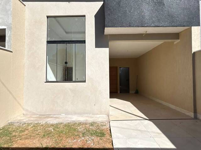 #3 - Casa para Venda em Aparecida de Goiânia - GO - 1