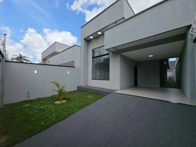 #5 - Casa para Venda em Aparecida de Goiânia - GO - 1